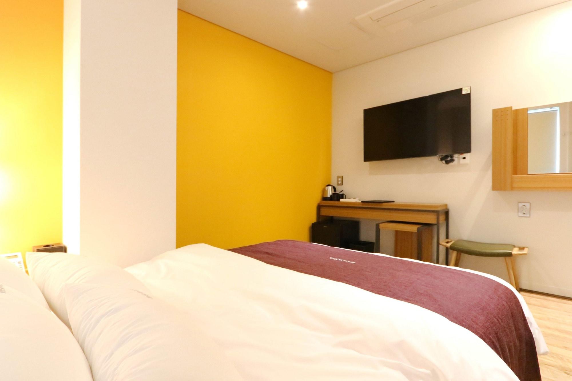 Best In City Hotel Пусан Екстер'єр фото