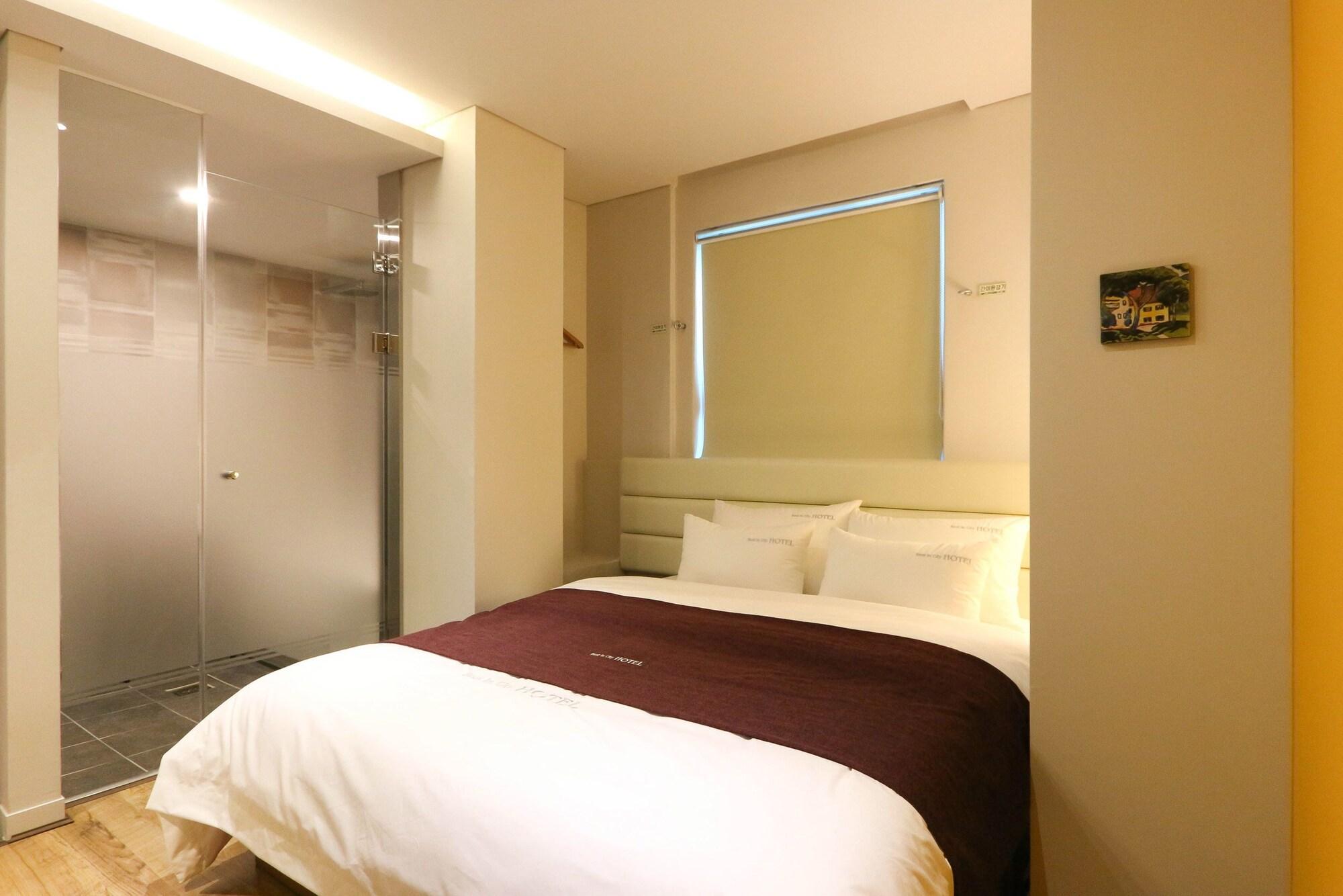 Best In City Hotel Пусан Екстер'єр фото