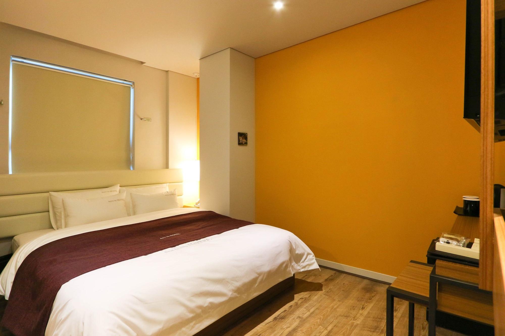 Best In City Hotel Пусан Екстер'єр фото