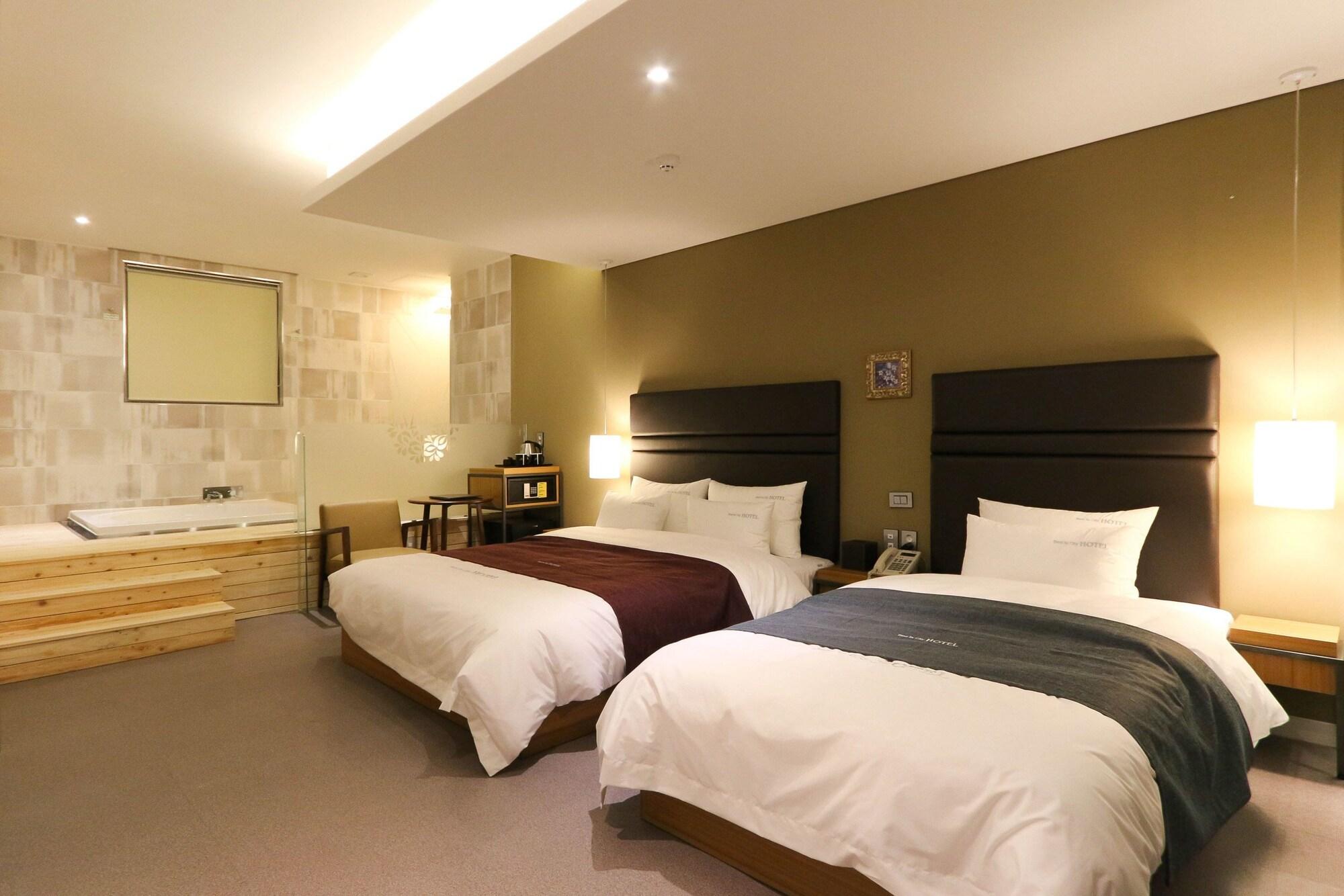 Best In City Hotel Пусан Екстер'єр фото