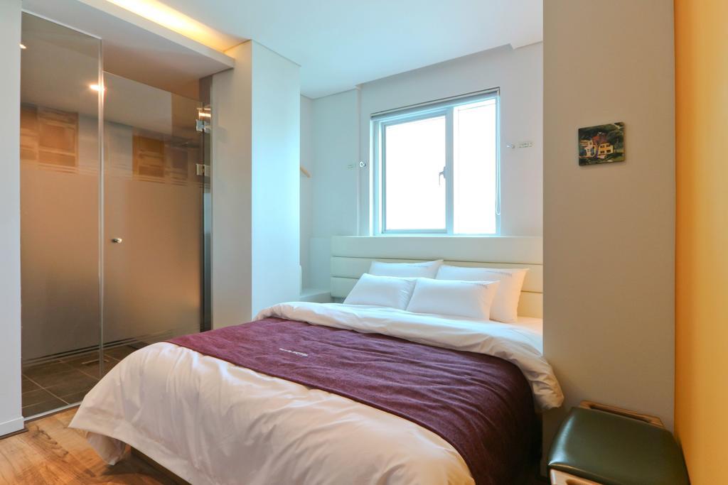 Best In City Hotel Пусан Екстер'єр фото