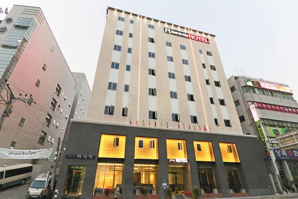 Best In City Hotel Пусан Екстер'єр фото